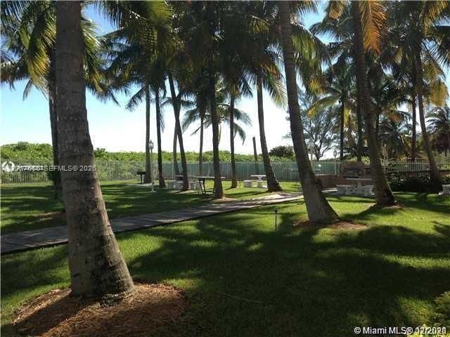 6301 Collins Ave 1504, Miami Beach, FL 33141