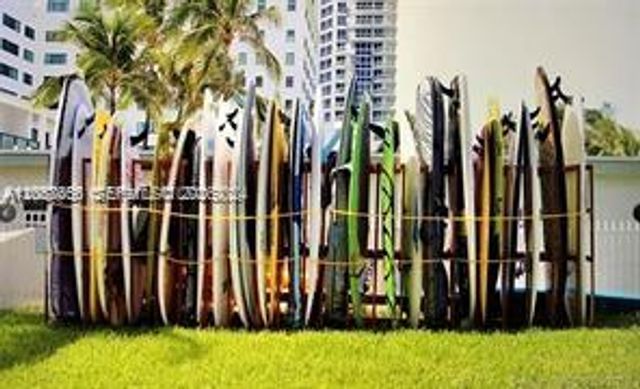 6301 Collins Ave 1504, Miami Beach, FL 33141