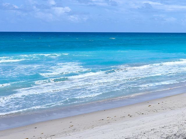 471 Neptune Road, Juno Beach, FL 33408