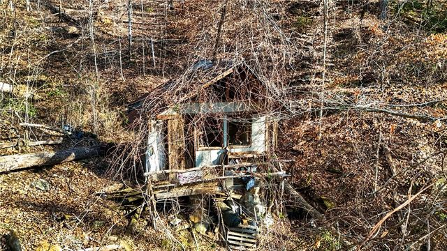 60 Chestnut Mountain Road, Travelers Rest, SC 29690