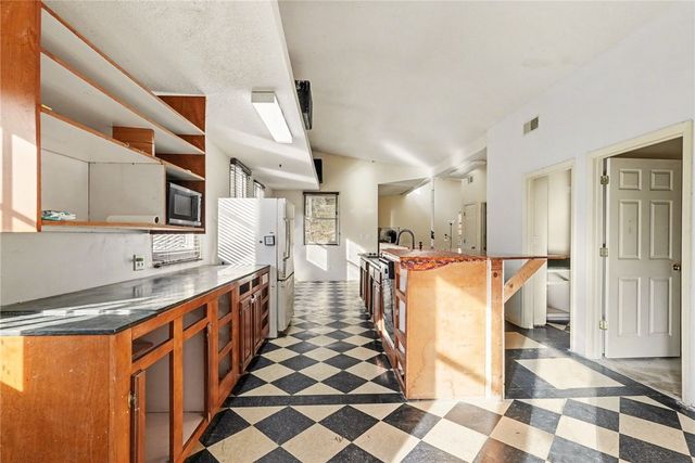 60 Chestnut Mountain Road, Travelers Rest, SC 29690