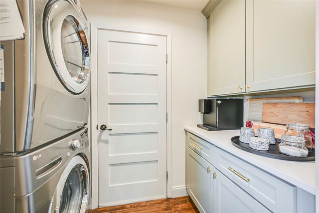 5815 Clendenin Avenue, Dallas, TX 75228