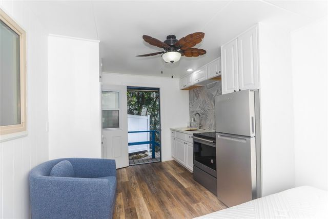 2343 Kuahea Street, Honolulu, HI 96816