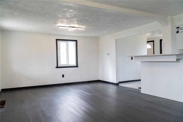 922 8th, Verona, PA 15147