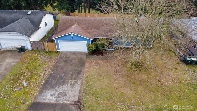 9035 Skokomish Way NE, Olympia, WA 98516