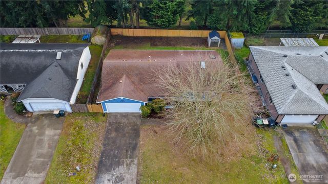 9035 Skokomish Way NE, Olympia, WA 98516