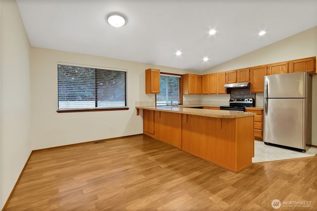 9035 Skokomish Way NE, Olympia, WA 98516