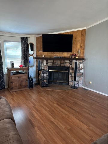 2073 Bowie Street, Sanger, TX 76266