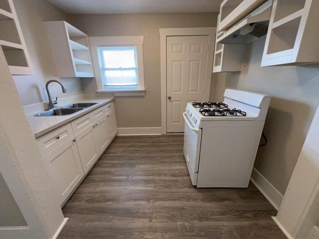 6913 Avenue L, Houston, TX 77011