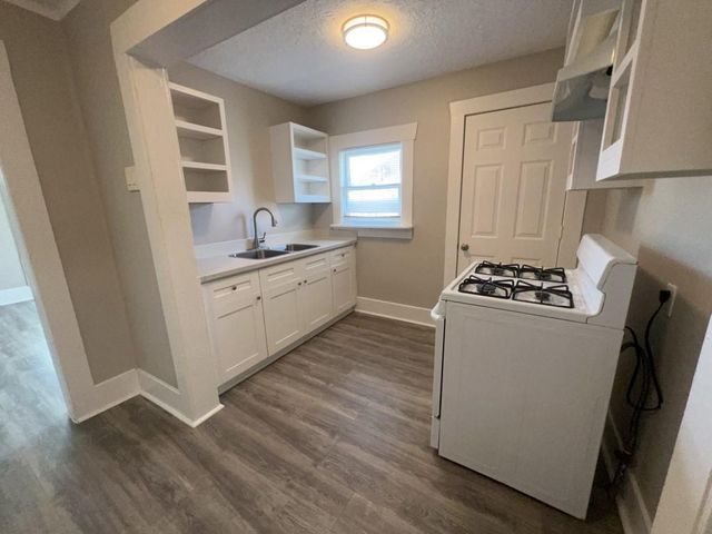 6913 Avenue L, Houston, TX 77011