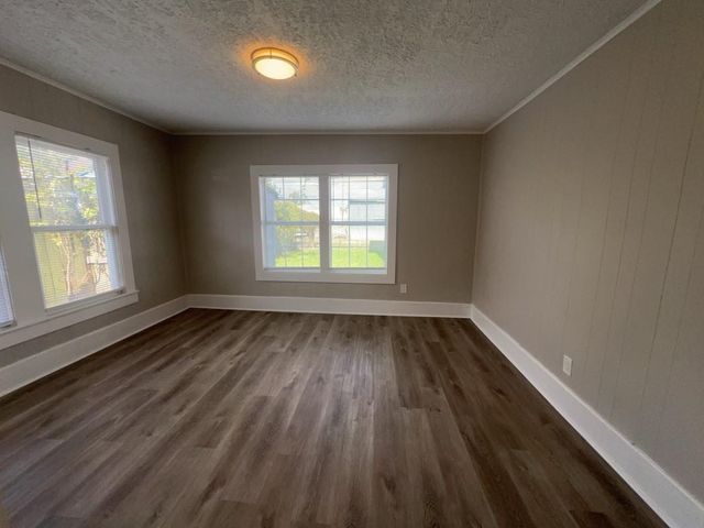 6913 Avenue L, Houston, TX 77011