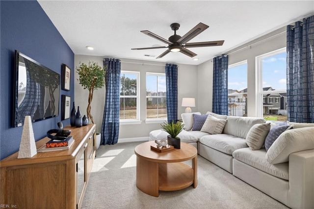 325 Tarn CT, Suffolk, VA 23434