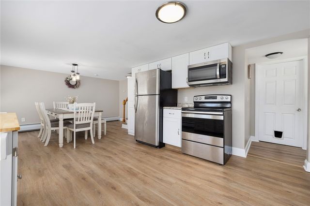 205 Read Avenue, Coventry, RI 02816