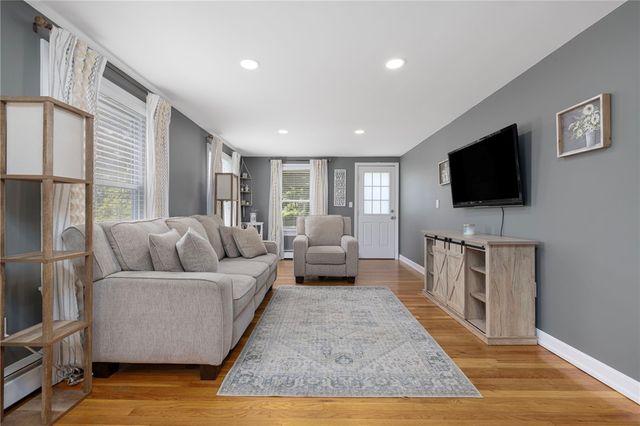 205 Read Avenue, Coventry, RI 02816