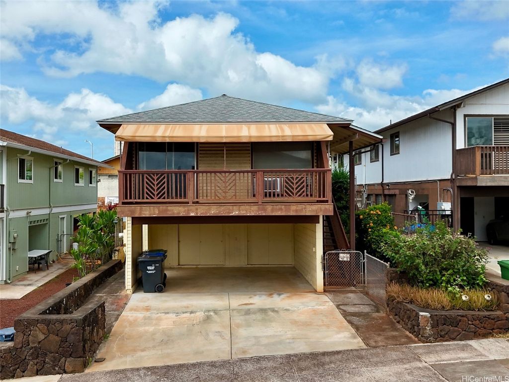 1146 Aikoo Place, Pearl City, HI 96782