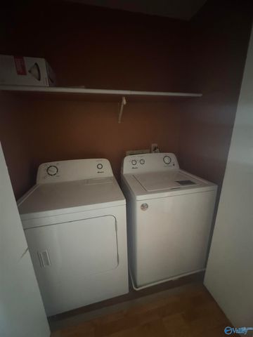 210 Marinawoods Drive e, Huntsville, AL 35803