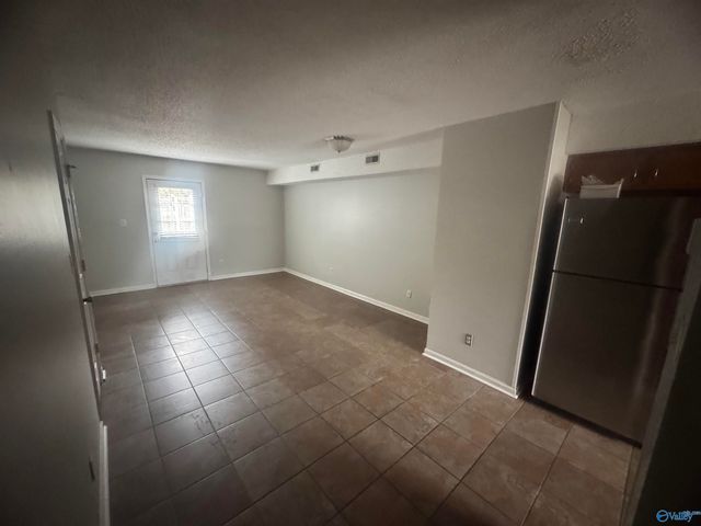 210 Marinawoods Drive e, Huntsville, AL 35803