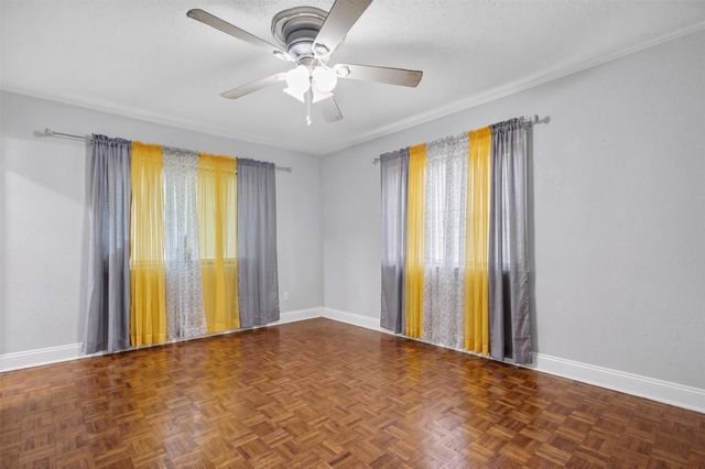821 Milky Way, Garland, TX 75040