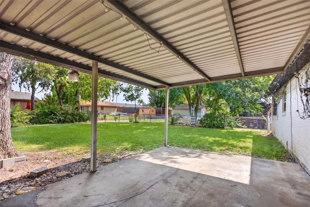 821 Milky Way, Garland, TX 75040