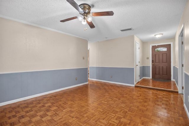 821 Milky Way, Garland, TX 75040