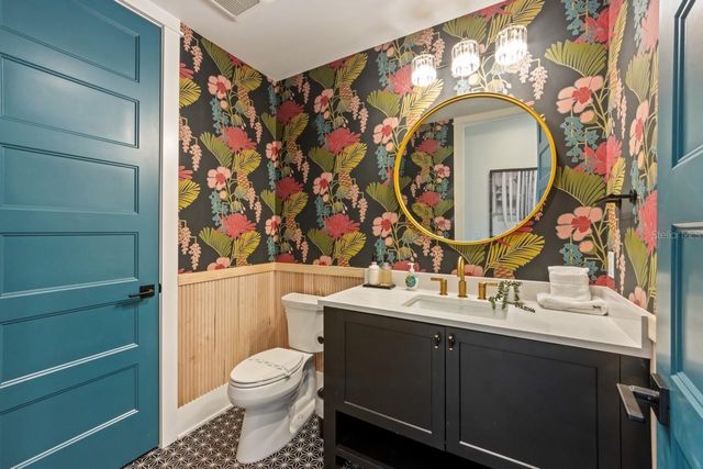 515 LOQUAT DRIVE, Anna Maria, FL 34216
