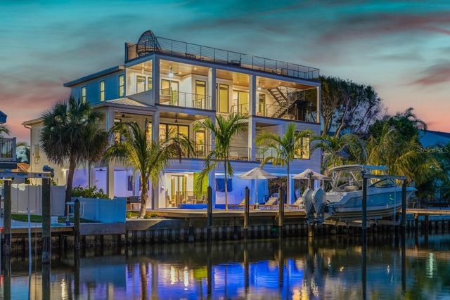 515 LOQUAT DRIVE, Anna Maria, FL 34216