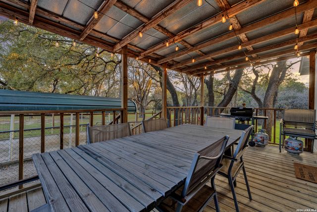 1047 Lonesome, Canyon Lake, TX 78133
