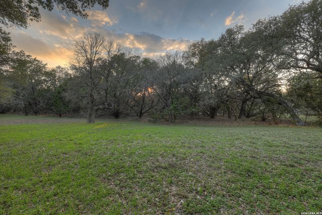 1047 Lonesome, Canyon Lake, TX 78133