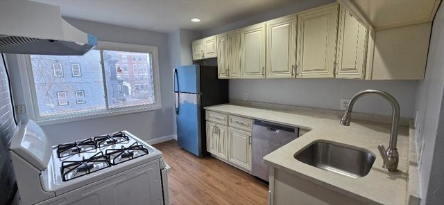 15A Linden St 2, Boston, MA 02134