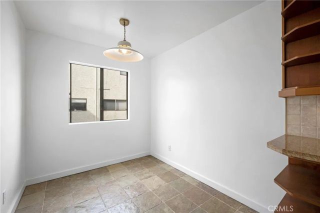 300 N Isabel Street 10, Glendale, CA 91206