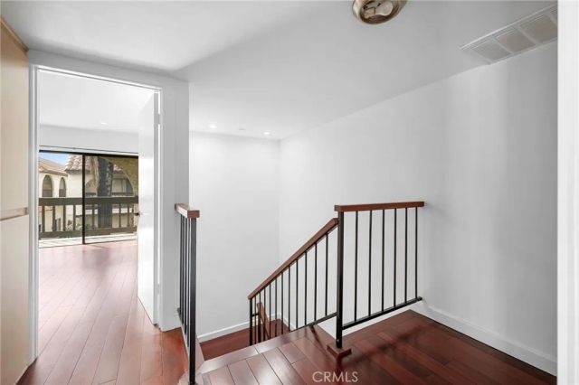 300 N Isabel Street 10, Glendale, CA 91206