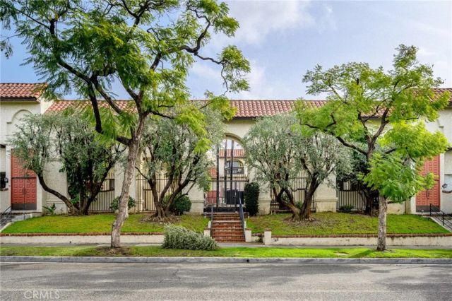 300 N Isabel Street 10, Glendale, CA 91206