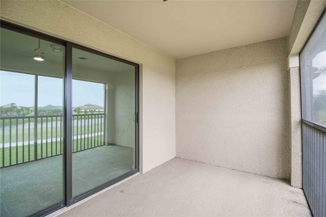 5695 PALMER CIRCLE 203, Bradenton, FL 34211