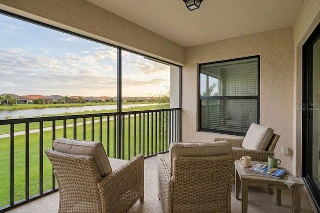 5695 PALMER CIRCLE 203, Bradenton, FL 34211