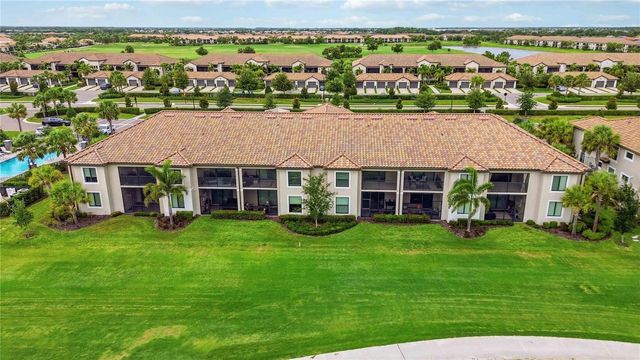 5695 PALMER CIRCLE 203, Bradenton, FL 34211