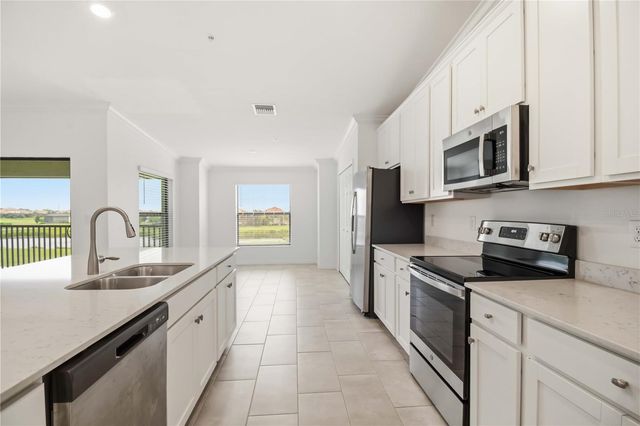 5695 PALMER CIRCLE 203, Bradenton, FL 34211