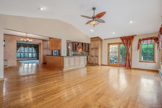 3676 Regent Lane, Wantagh, NY 11793