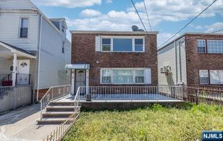 13 Boyd Avenue, Jersey City, NJ 07304