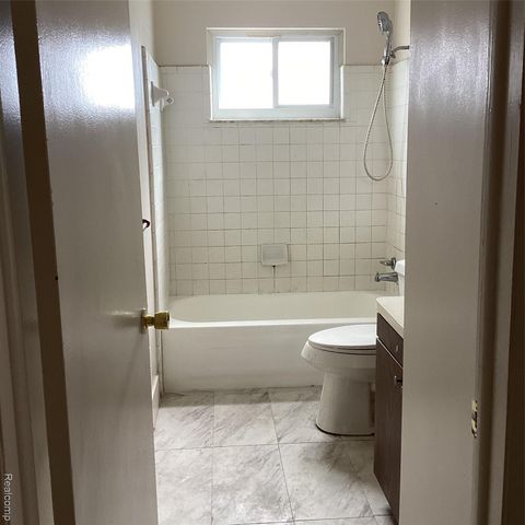 19910 Seminole, Redford Charter Township, MI 48240