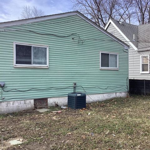 19910 Seminole, Redford Charter Township, MI 48240