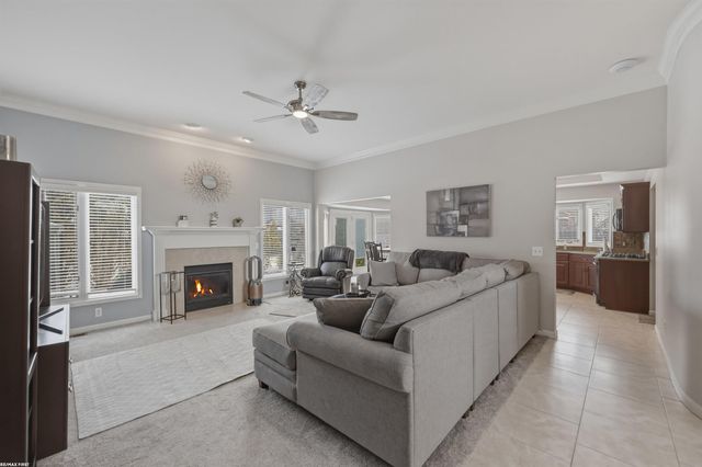 16489 Bishopsgate Drive, Macomb Twp, MI 48044