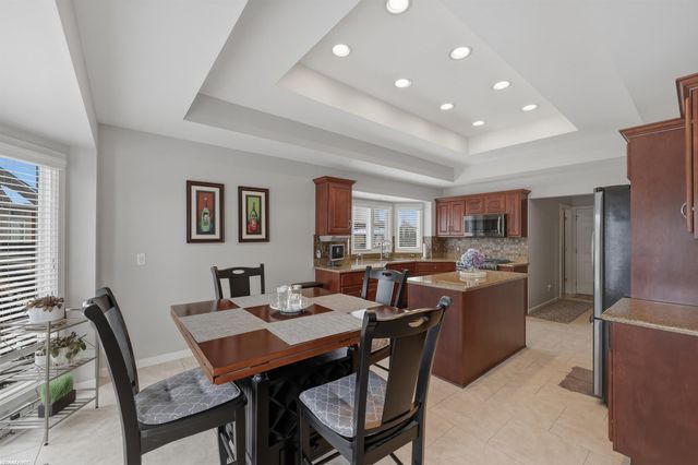 16489 Bishopsgate Drive, Macomb Twp, MI 48044