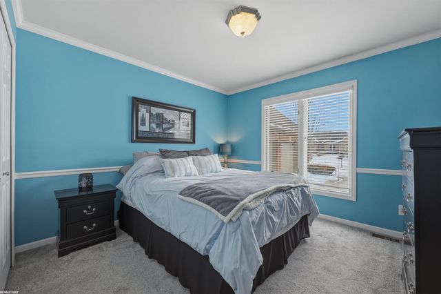 16489 Bishopsgate Drive, Macomb Twp, MI 48044