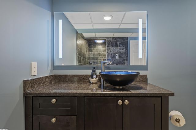 16489 Bishopsgate Drive, Macomb Twp, MI 48044