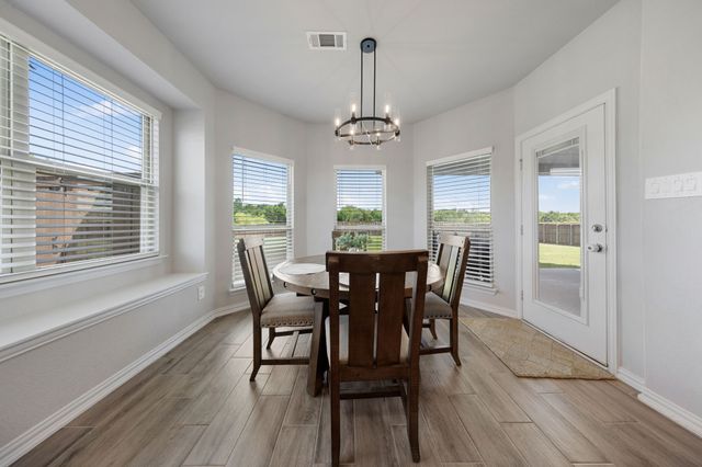 949 Gold Finch Lane, Forney, TX 75126