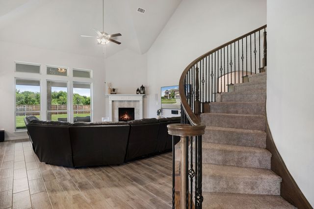 949 Gold Finch Lane, Forney, TX 75126