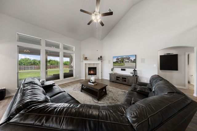 949 Gold Finch Lane, Forney, TX 75126