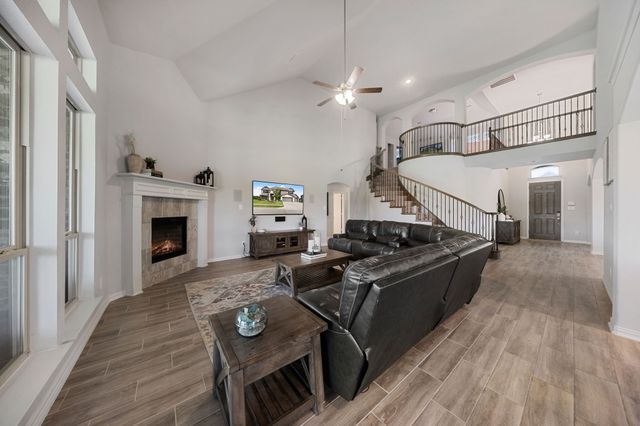 949 Gold Finch Lane, Forney, TX 75126