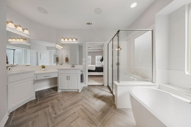 949 Gold Finch Lane, Forney, TX 75126