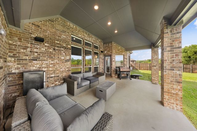 949 Gold Finch Lane, Forney, TX 75126